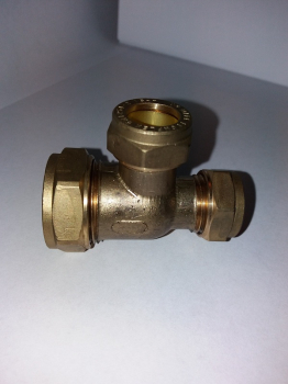 Compression 22mm x 15mm x 15mm Branch and One End Reducing Tee Compression 22mm x 15mm x 15mm Branch and One End Reducing Tee